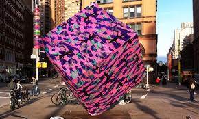 Guerrilla Crochet: i "nuovi" attacchi d'arte ispirati ai lavori all'uncinetto delle nonne. – in3clicktv