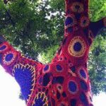 guerrilla crochet: i "nuovi" attacchi d'arte ispirati ai lavori all'uncinetto delle nonne. – in3clicktv