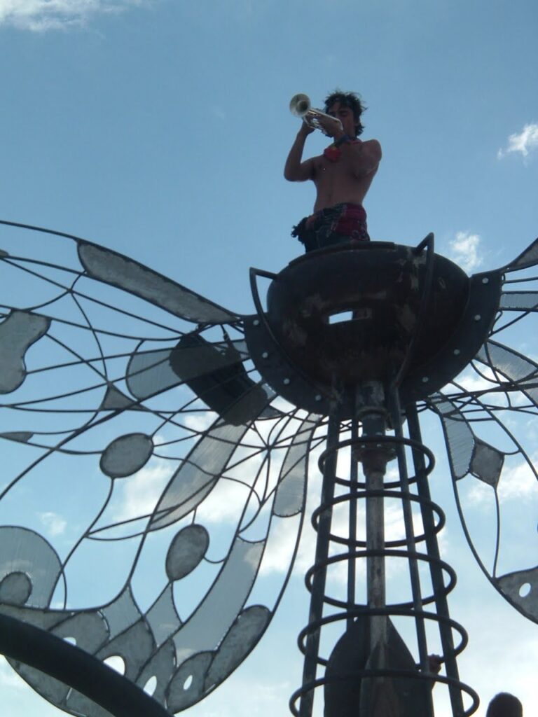 BURNING MAN: NON UN SEMPLICE FESTIVAL 26 Burning-man-2