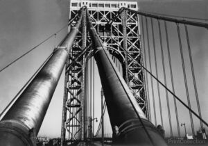 Margaret Bourke-White: prima donna fotografa in guerra 3 Foto 4