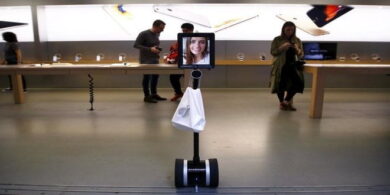 Robot acquista il nuovo iPhone 6s! 10 Robot