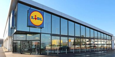 Lidl Follonica : bloccano due donne in un'area interdetta al pubblico, e mettono il filmato sul web 4 lidl follonica filmano la bravata e mettono su facebook