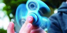 Fidget spinner - cos'è e come funziona 6 Fidget spinner la nuova moda dei giovani